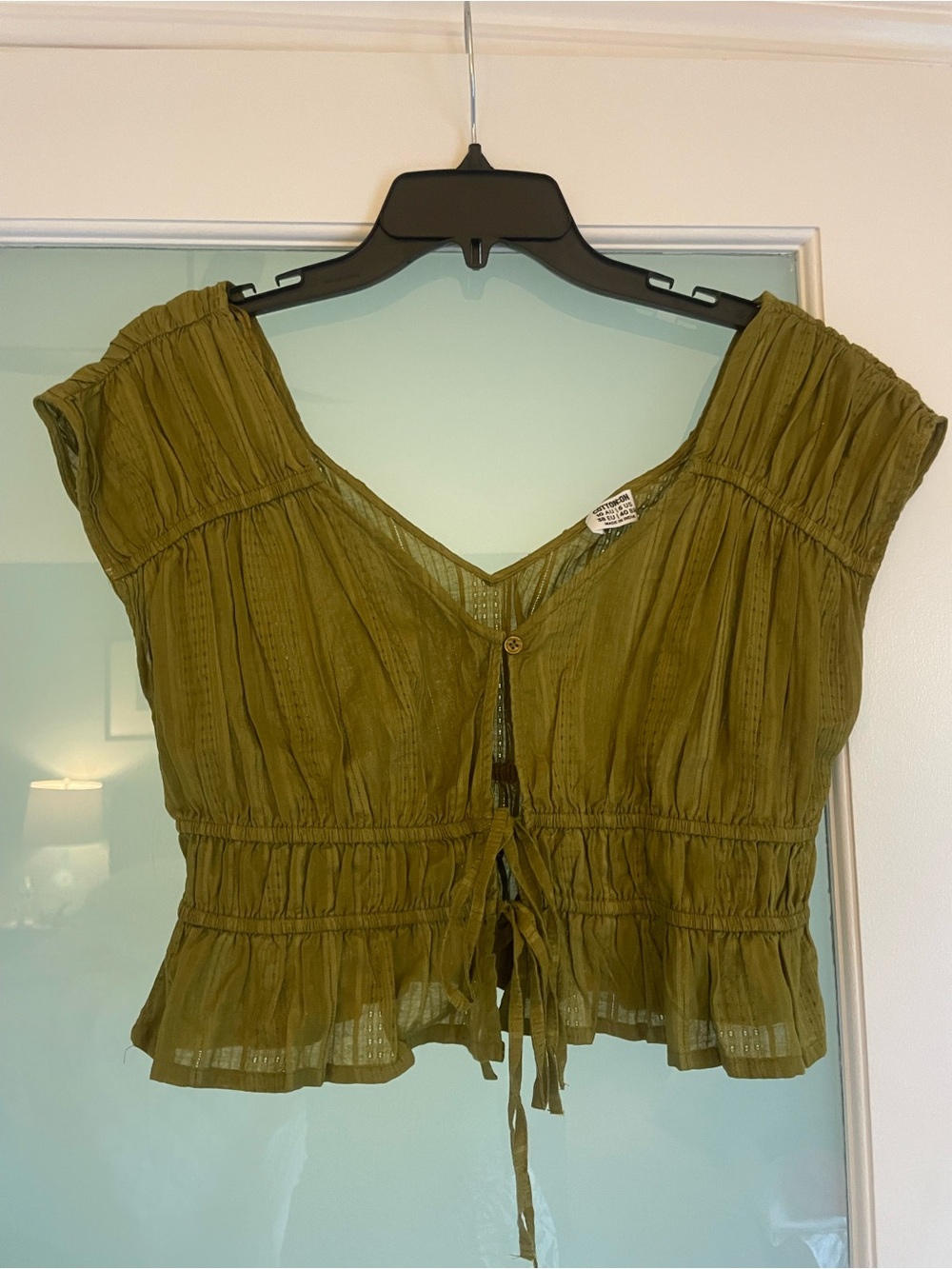 Cotton On Olive Green Top Front Laced Cropped Size 6 Ruffled Cap Sleeves